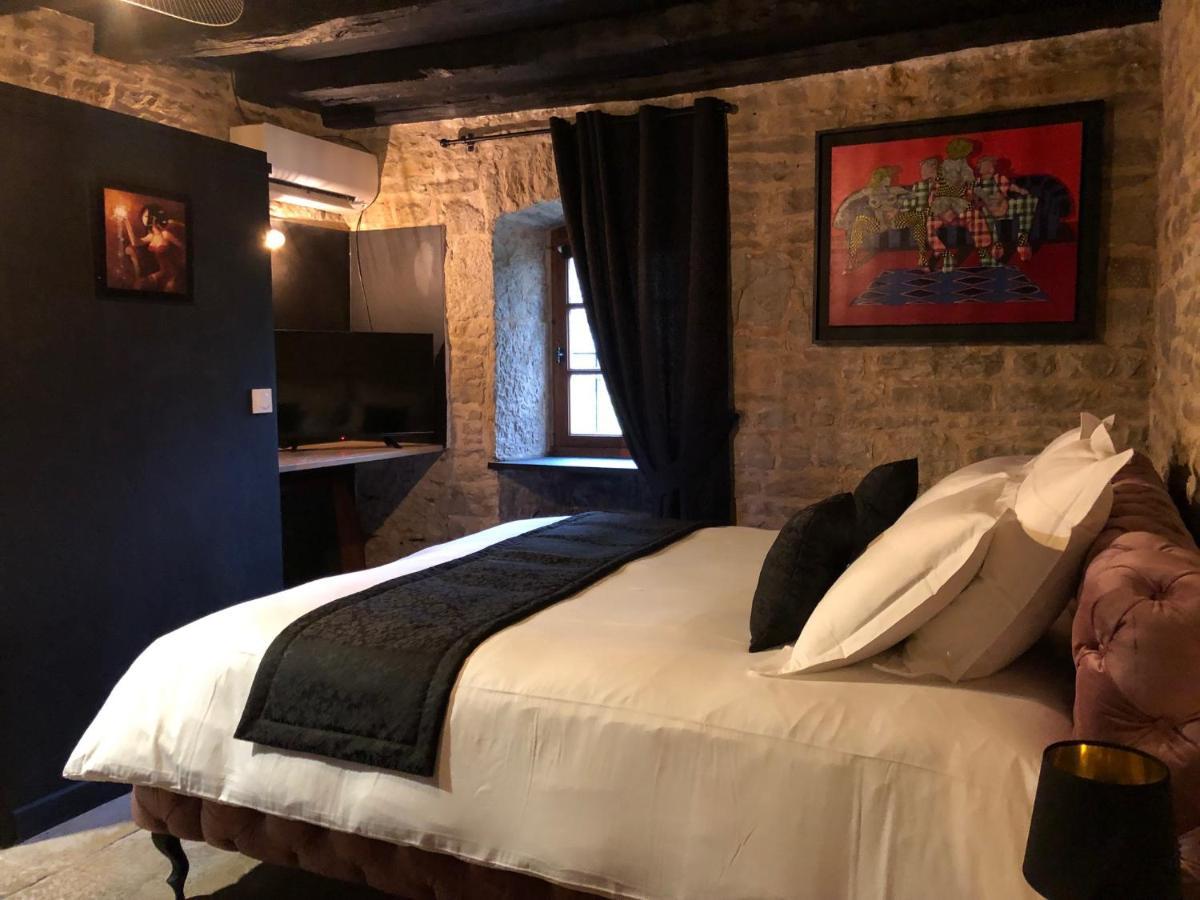 Bed and Breakfast Domaine De Monplaisir Caylus Exterior foto