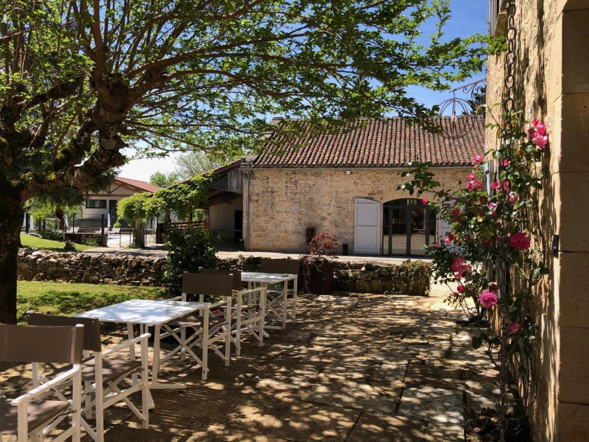 Bed and Breakfast Domaine De Monplaisir Caylus Exterior foto